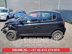 Toyota Yaris 1 00-