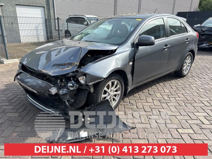 Mitsubishi Lancer Sportback 1.6 MIVEC 16V Sloopvoertuig (2010, Grijs)