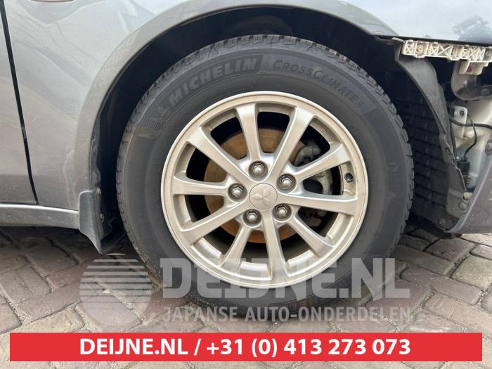 Mitsubishi Lancer Sportback 1.6 MIVEC 16V Sloopvoertuig (2010, Grijs)