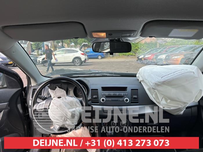 Mitsubishi Lancer Sportback 1.6 MIVEC 16V Sloopvoertuig (2010, Grijs)