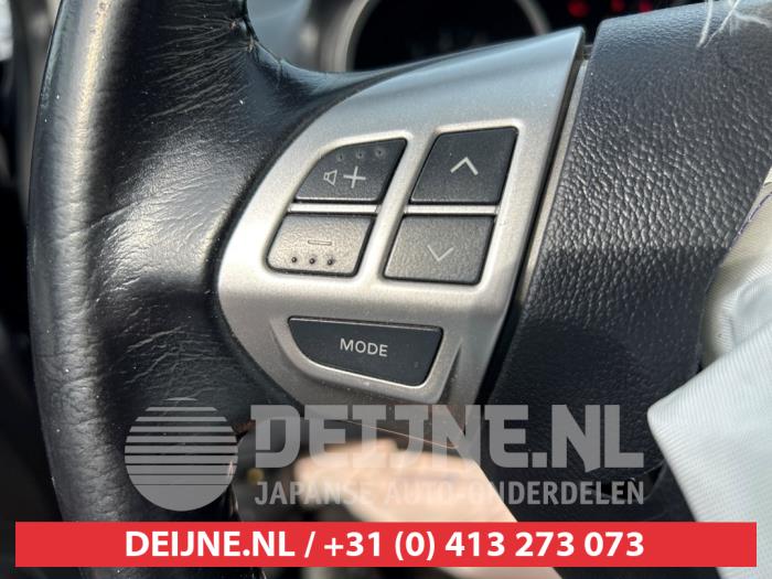 Mitsubishi Lancer Sportback 1.6 MIVEC 16V Sloopvoertuig (2010, Grijs)