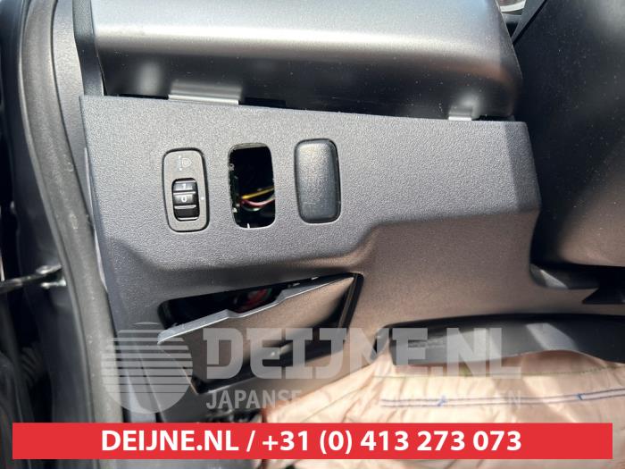 Mitsubishi Lancer Sportback 1.6 MIVEC 16V Sloopvoertuig (2010, Grijs)