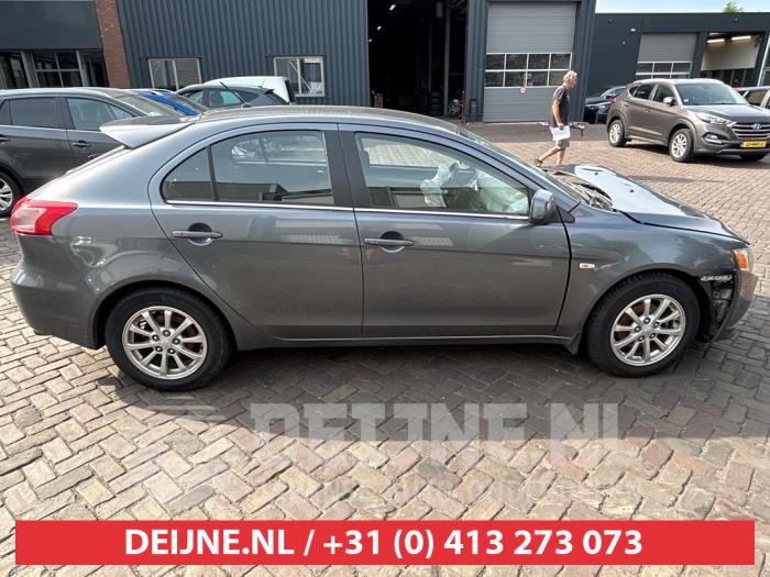 Mitsubishi Lancer Sportback 1.6 MIVEC 16V Sloopvoertuig (2010, Grijs)