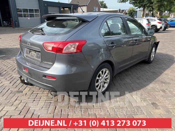 Mitsubishi Lancer Sportback 1.6 MIVEC 16V Sloopvoertuig (2010, Grijs)