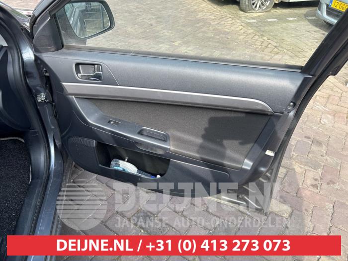 Mitsubishi Lancer Sportback 1.6 MIVEC 16V Sloopvoertuig (2010, Grijs)