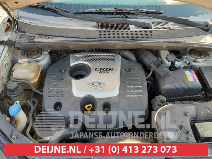 Hyundai Tucson 2.0 CRDi VGT 16V 4x4 Sloopvoertuig (2006, Grijs)