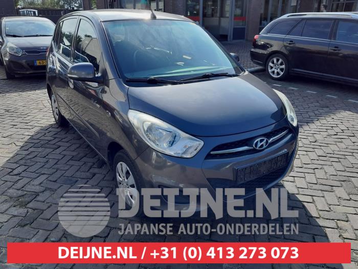 Hyundai I10 Front seatbelt, right O621102 Donor vehicle