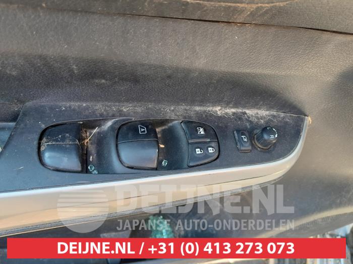 Nissan NP 300 Navara 2.3 dCi 16V 4x4 Sloopvoertuig (2017, Grijs)