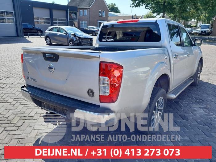 Nissan NP 300 Navara 2.3 dCi 16V 4x4 Sloopvoertuig (2017, Grijs)