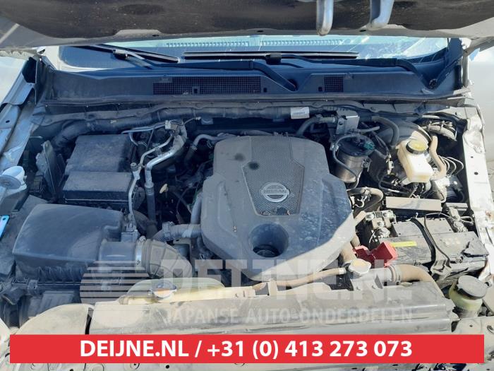 Nissan NP 300 Navara 2.3 dCi 16V 4x4 Sloopvoertuig (2017, Grijs)