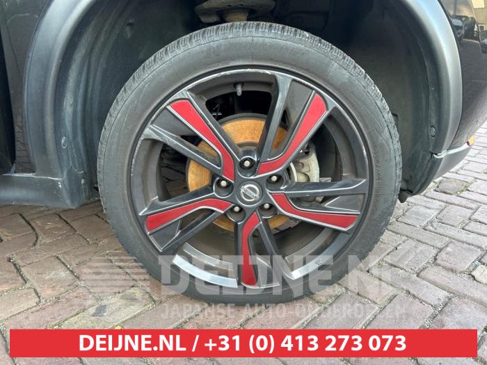 Nissan Juke 1.2 DIG-T 16V Sloopvoertuig (2016, Zwart)