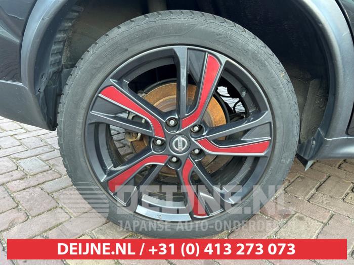 Nissan Juke 1.2 DIG-T 16V Sloopvoertuig (2016, Zwart)