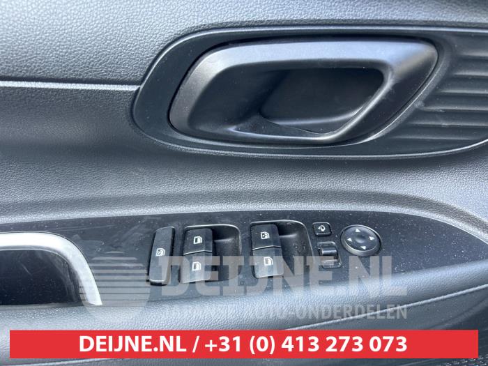 Hyundai Bayon 1.0 T-GDI 12V Mild Hybrid 48V Sloopvoertuig (2022, Groen)