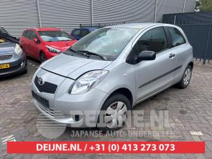Toyota Yaris 2 06-