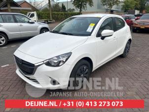 Mazda 2 15-
