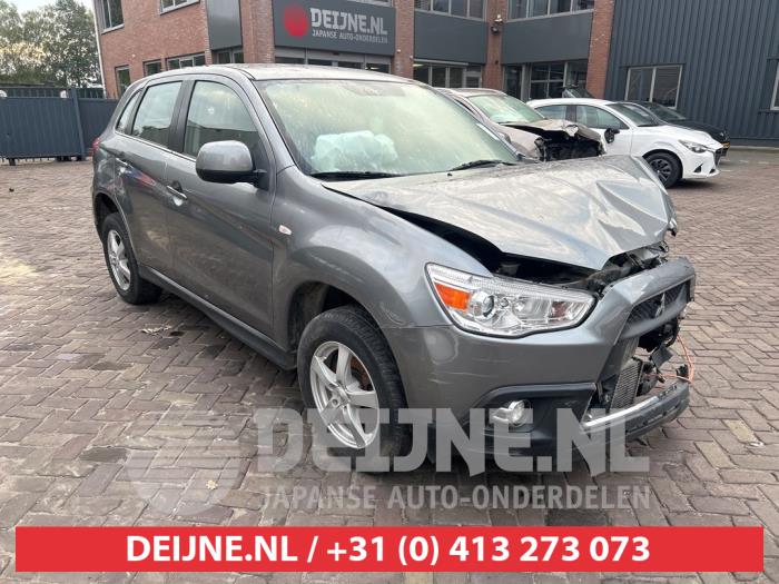 Mitsubishi ASX Slotenset Cilinder (compleet) O631887 Donorvoertuig