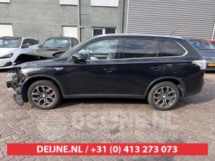 Mitsubishi Outlander 12-