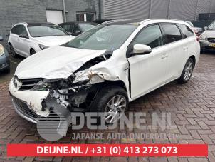 Toyota Auris 13-
