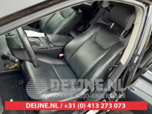 Lexus RX 450h V6 24V VVT-i 4x2 Sloopvoertuig (2010, Donker, Blauw, Paars)