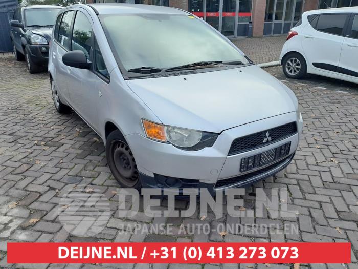 Mitsubishi Colt Buitenspiegel rechts O639842 Donorvoertuig