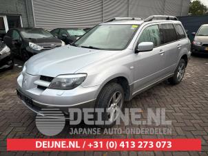 Mitsubishi Outlander 03-