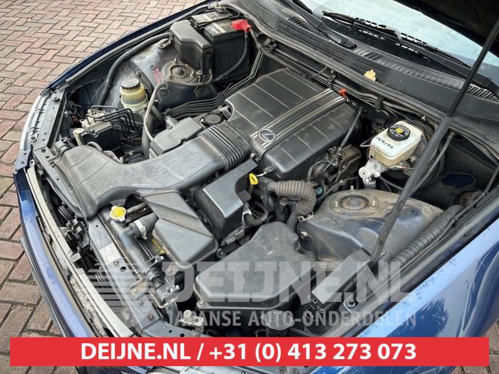 Lexus IS 200 2.0 24V Sloopvoertuig (2006, Blauw)