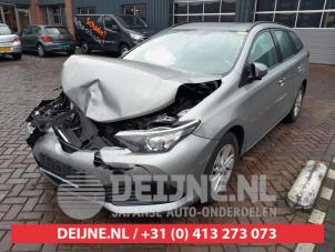 Toyota Auris 13-