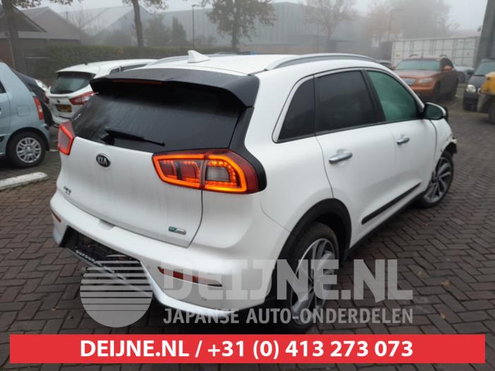 Kia Niro I 1.6 GDI Hybrid Sloopvoertuig (2019, Wit)