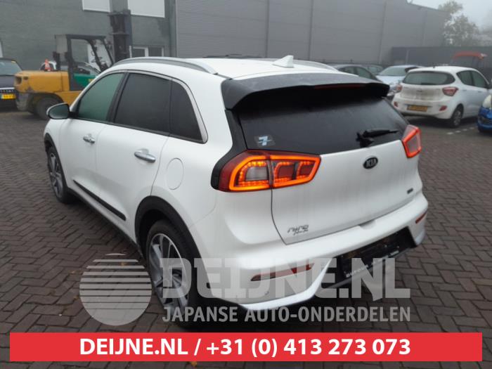 Kia Niro I 1.6 GDI Hybrid Sloopvoertuig (2019, Wit)