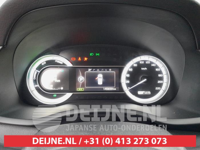 Kia Niro I 1.6 GDI Hybrid Sloopvoertuig (2019, Wit)