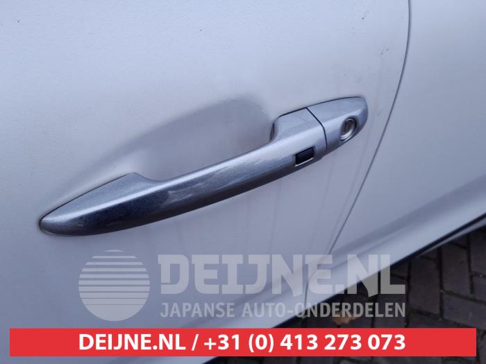 Kia Niro I 1.6 GDI Hybrid Sloopvoertuig (2019, Wit)