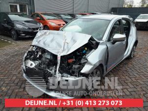 Mazda 2 15-