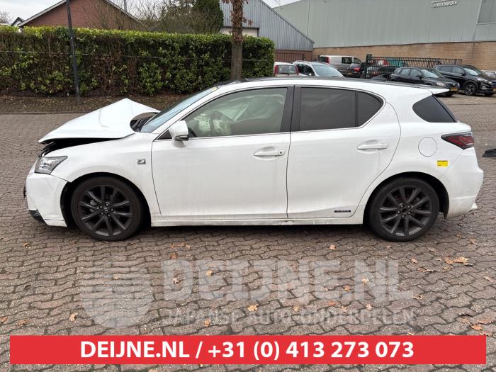 Lexus CT 200h 1.8 16V Sloopvoertuig (2014, Wit)