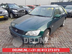 Lexus IS 99-