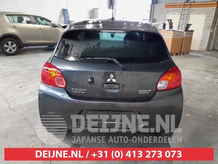 Mitsubishi Space Star 1.2 12V Sloopvoertuig (2015, Donker, Grijs)