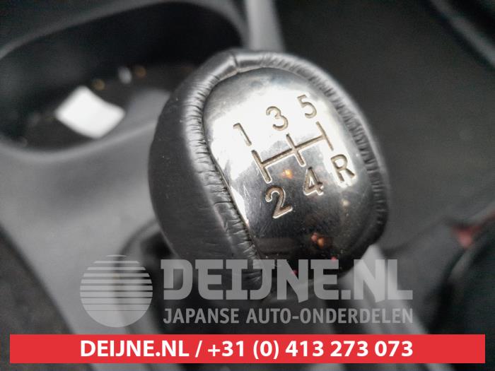 Daihatsu Terios 1.5 16V DVVT 4x2 Euro 4 Sloopvoertuig (2010, Rood)