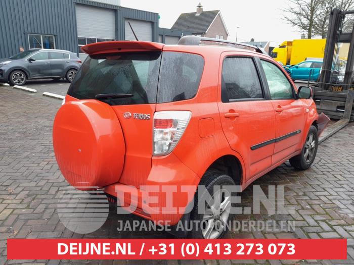 Daihatsu Terios 1.5 16V DVVT 4x2 Euro 4 Sloopvoertuig (2010, Rood)