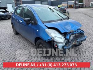 Toyota Yaris Driehoeks Ruit links-voor O644057 Donorvoertuig