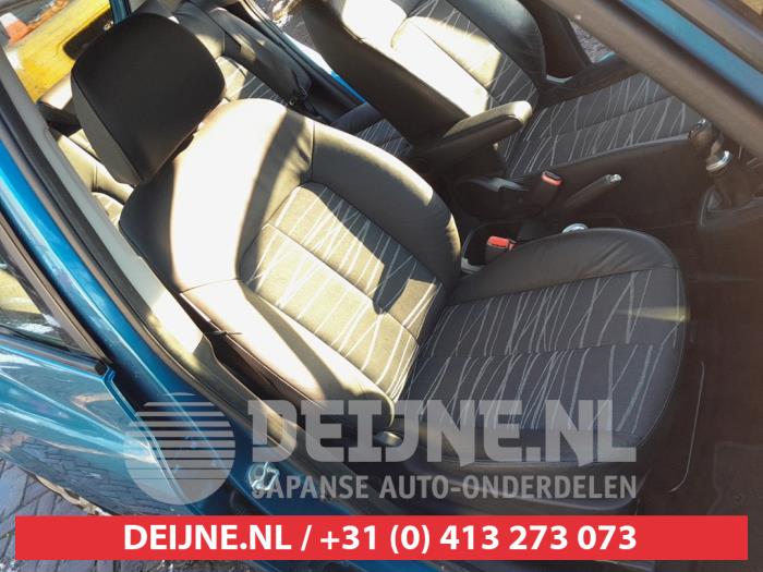 Kia Venga 1.4 CVVT 16V Sloopvoertuig (2010, Blauw)