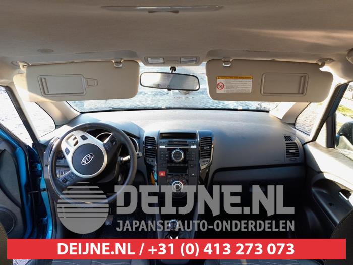 Kia Venga 1.4 CVVT 16V Sloopvoertuig (2010, Blauw)