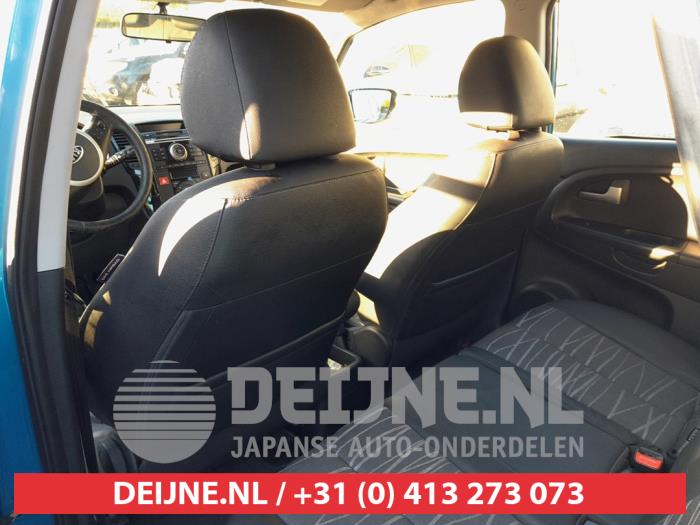 Kia Venga 1.4 CVVT 16V Sloopvoertuig (2010, Blauw)