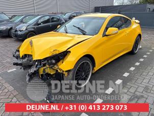 Hyundai Genesis 10-