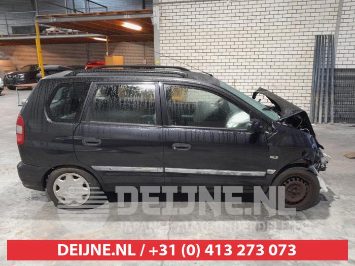 Mitsubishi Space Star 1.3 16V Sloopvoertuig (2002, Zwart)