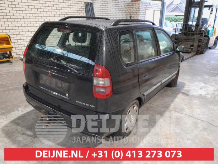 Mitsubishi Space Star 1.3 16V Sloopvoertuig (2002, Zwart)