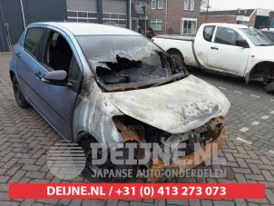 Toyota Yaris Türscheibe 4-türig rechts hinten O649188 Spenderfahrzeug