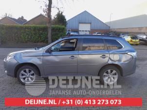 Mitsubishi Outlander 12-