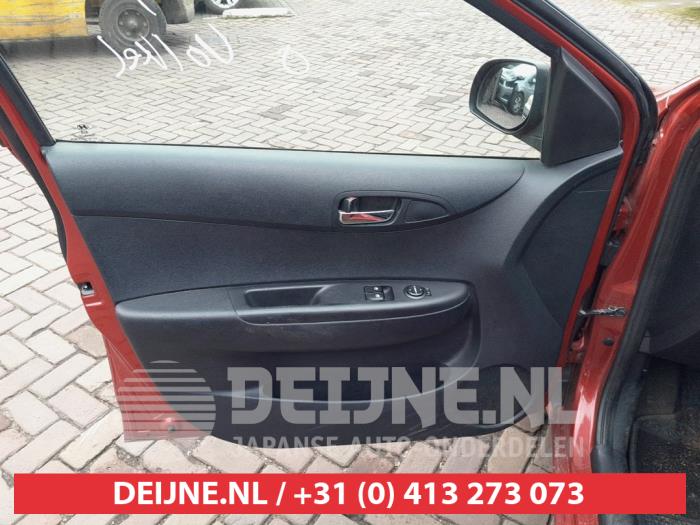 Hyundai i20 1.4i 16V Sloopvoertuig (2009, Rood)