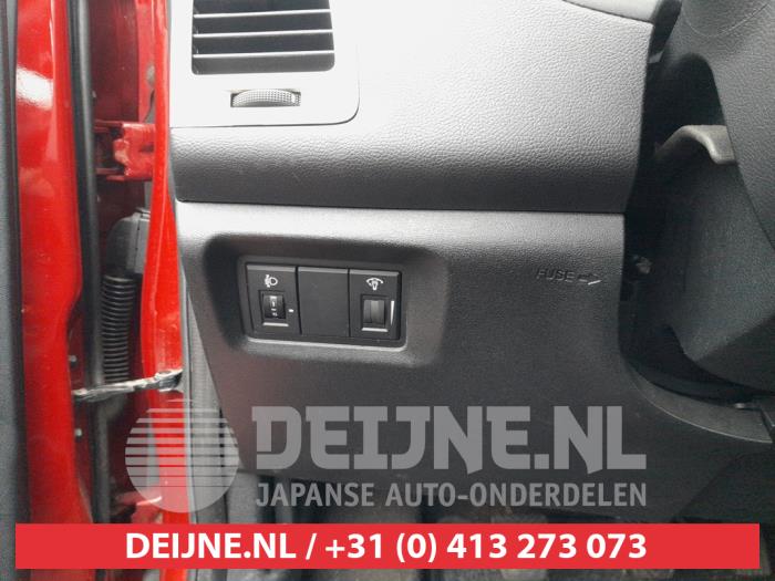 Hyundai i20 1.4i 16V Sloopvoertuig (2009, Rood)