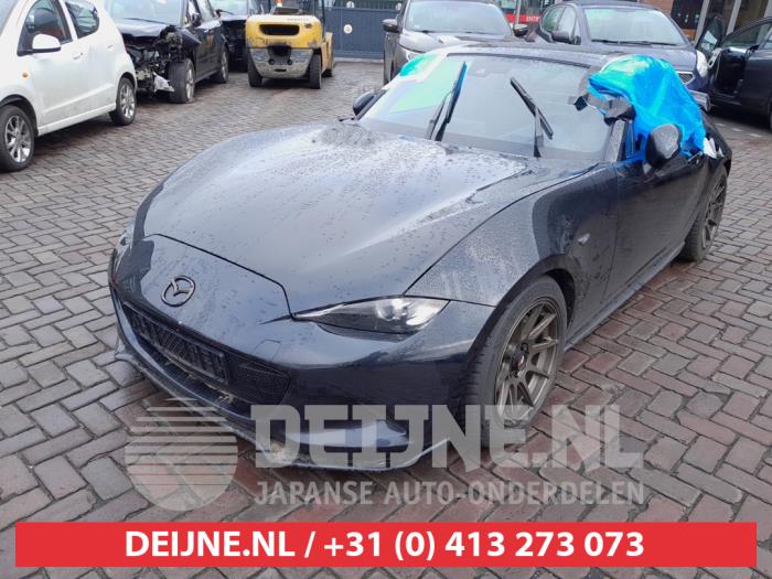 Mazda MX-5 2.0 SkyActiv G-184 16V Sloopvoertuig (2019, Zwart)