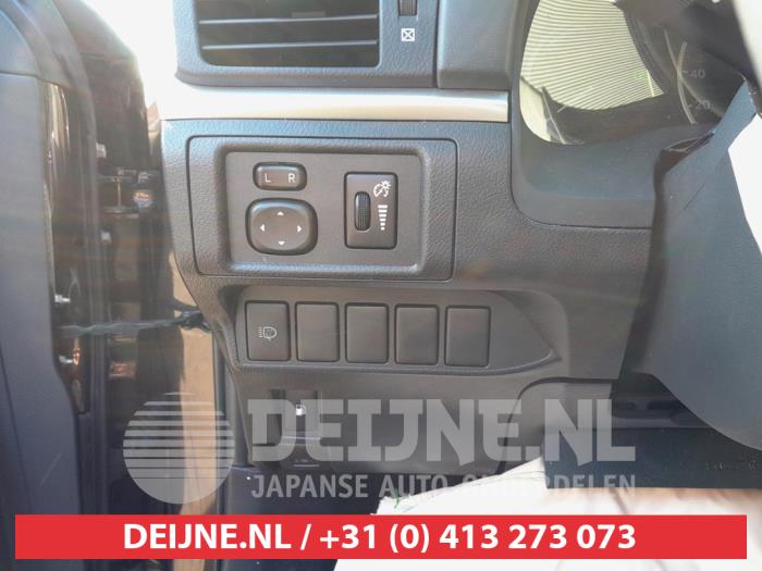 Lexus CT 200h 1.8 16V Sloopvoertuig (2012, Bruin)